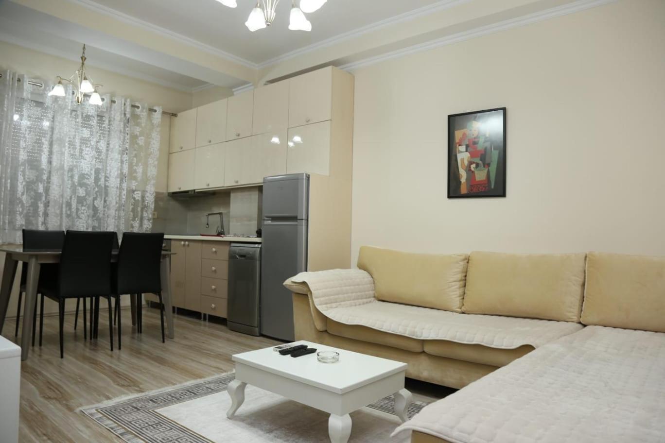 Ergi'S Host Apartment Тирана Екстериор снимка