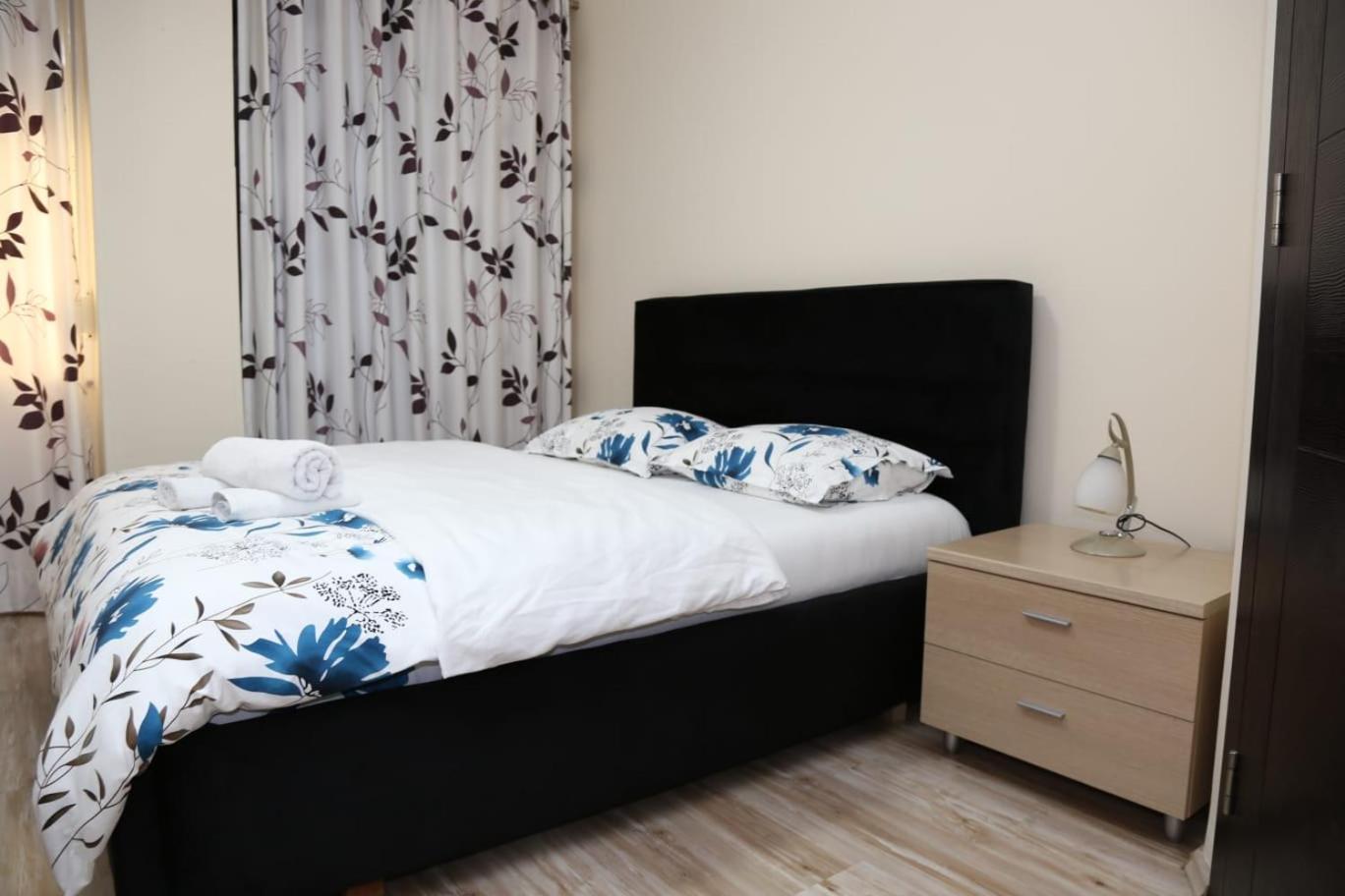 Ergi'S Host Apartment Тирана Екстериор снимка